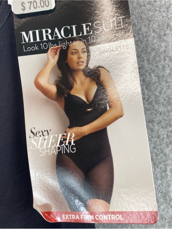 Miraclesuit Other - Miraclesuit shapewear Singlet large Extra Firm Control Inseam 8” Bust Lift